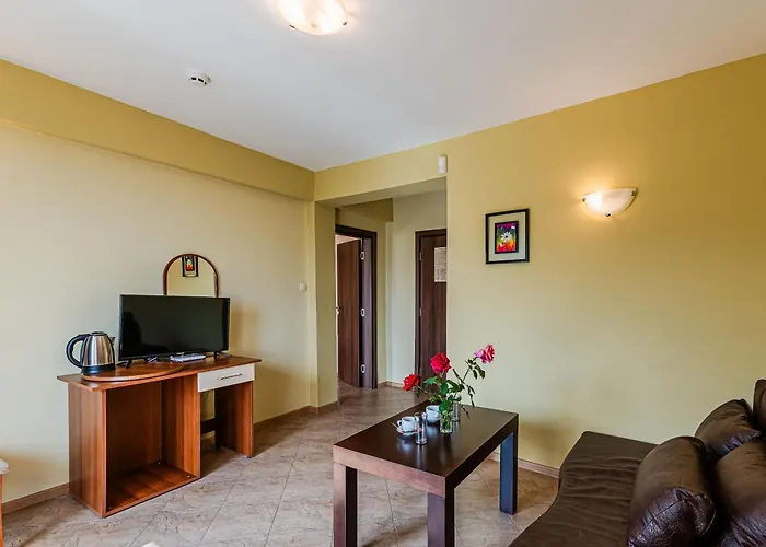Ardovel Park Hotel